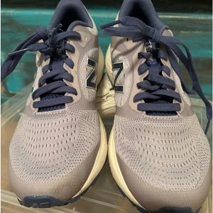 New Balance 520 women’s size 10 Purple running shoe